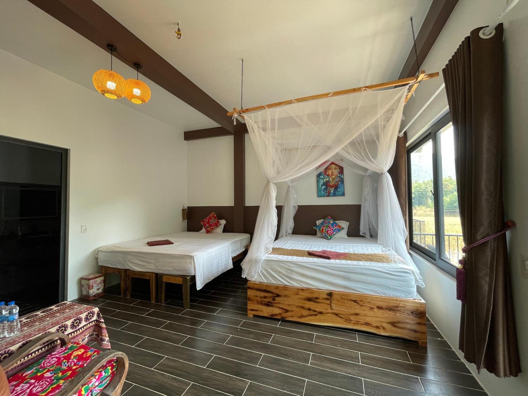 Vu Linh Palm House Homestay - Bungalow イエンバイ エクステリア 写真